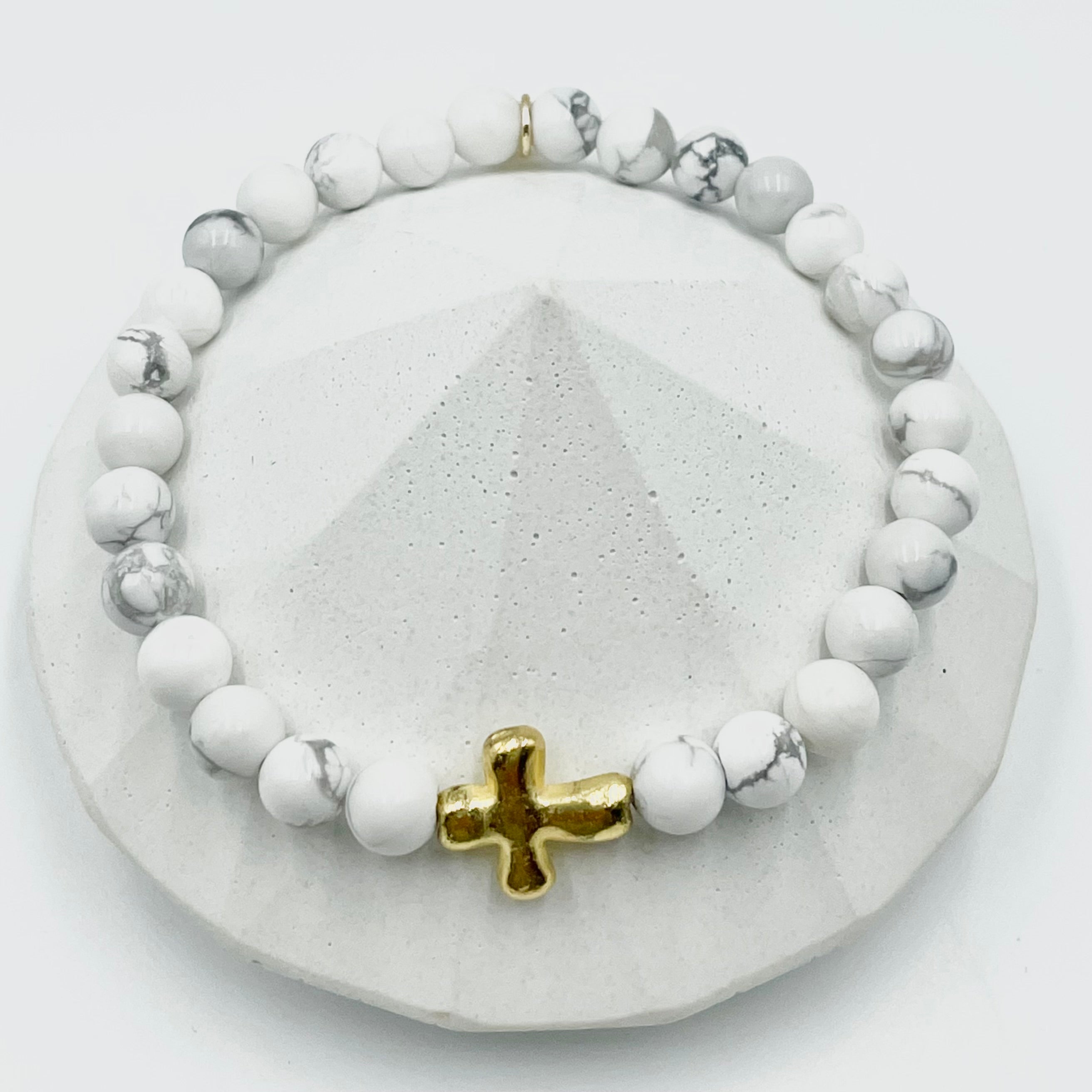 Howlite Hammered Cross Bracelet ~ Gold Finish