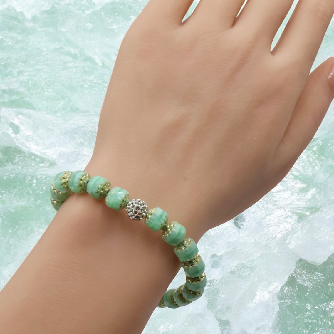 Cathedral Bracelet ~ Crisp Spearmint