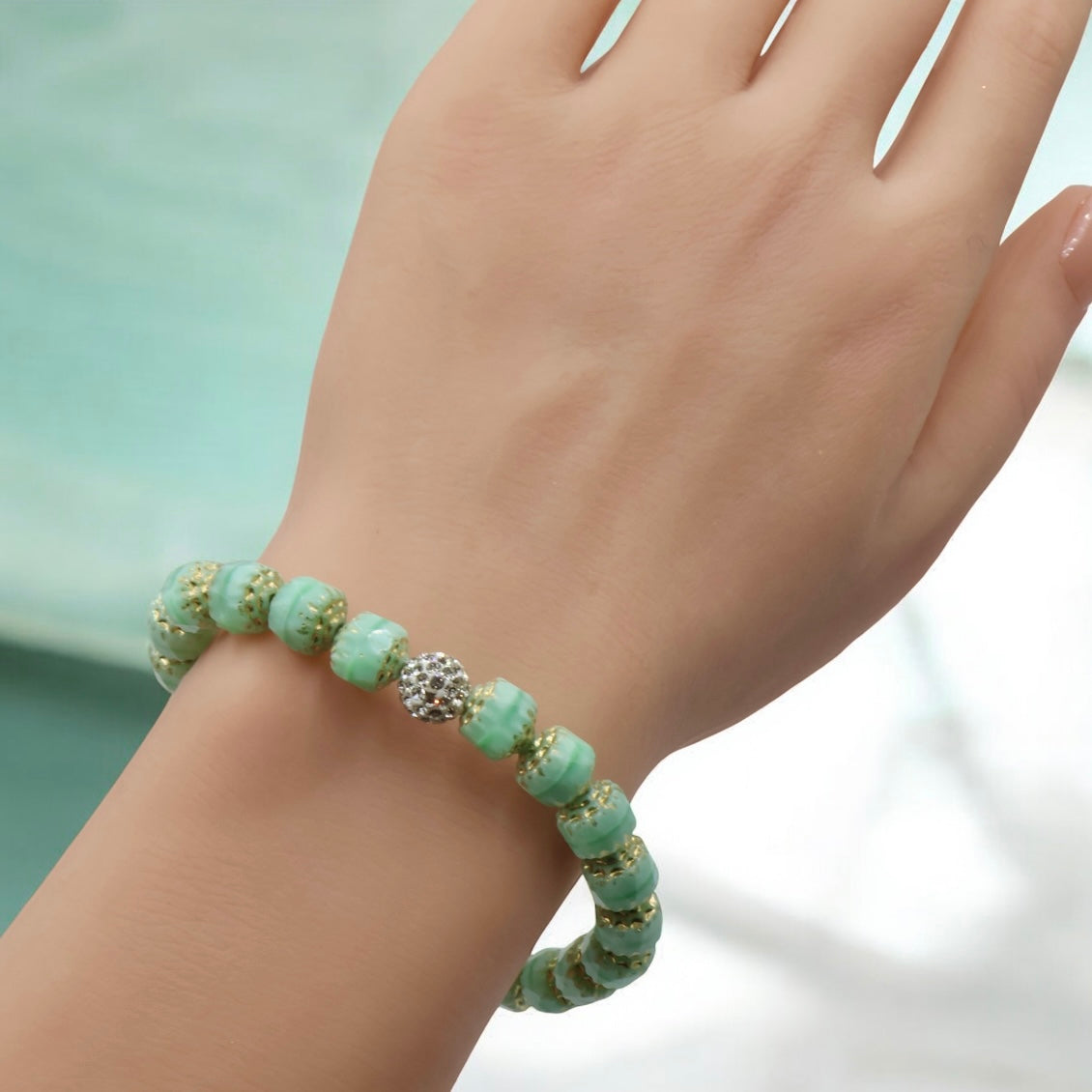 Cathedral Bracelet ~ Crisp Spearmint