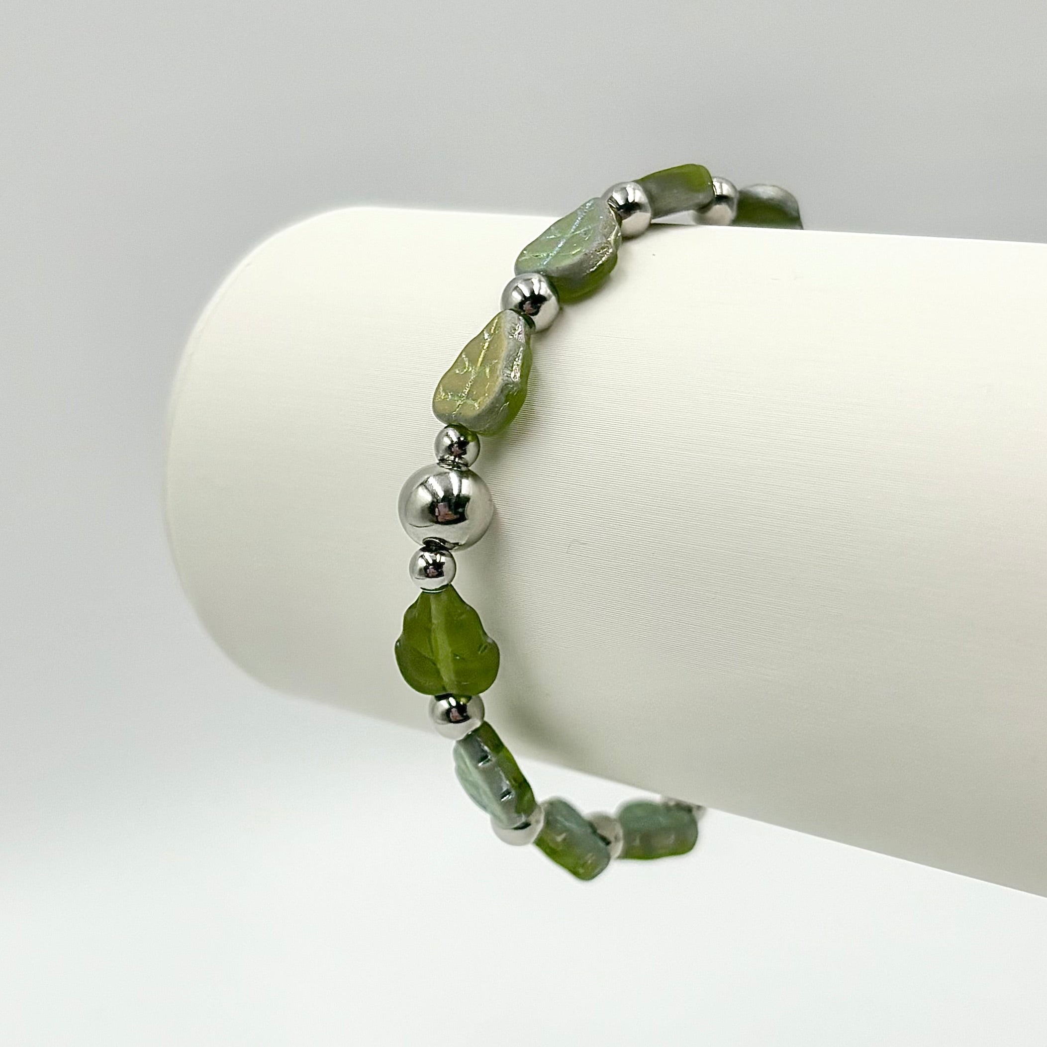 Peridot Prism | Chameleon Foliage Bracelet
