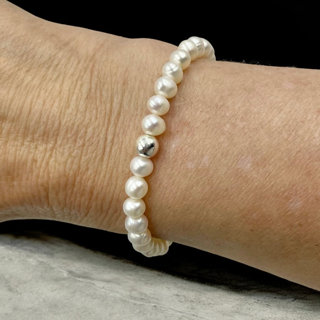 Genuine Freshwater Cultured Pearl Bracelet ~ White ~ 5-6mm