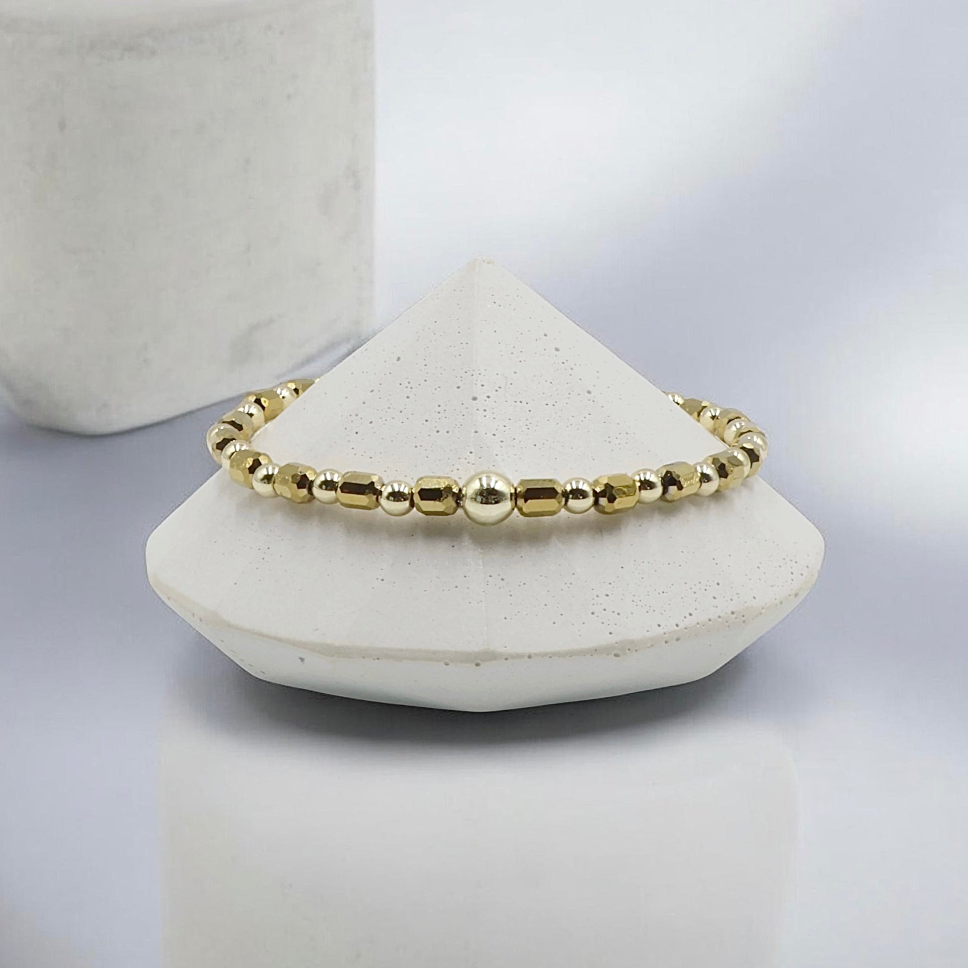 Petite Faceted Pillar | Golden