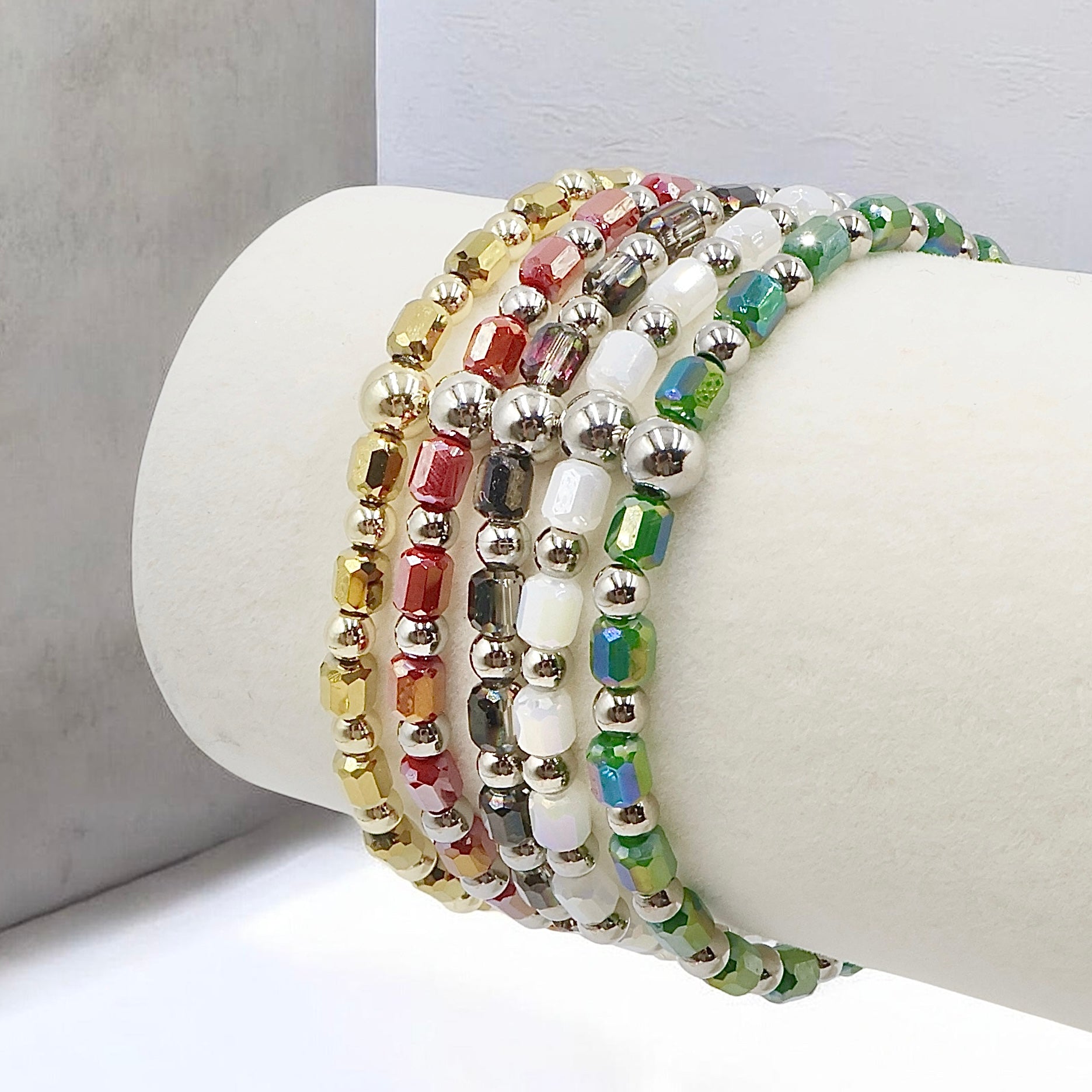 Petite Faceted Pillar | Blackberry