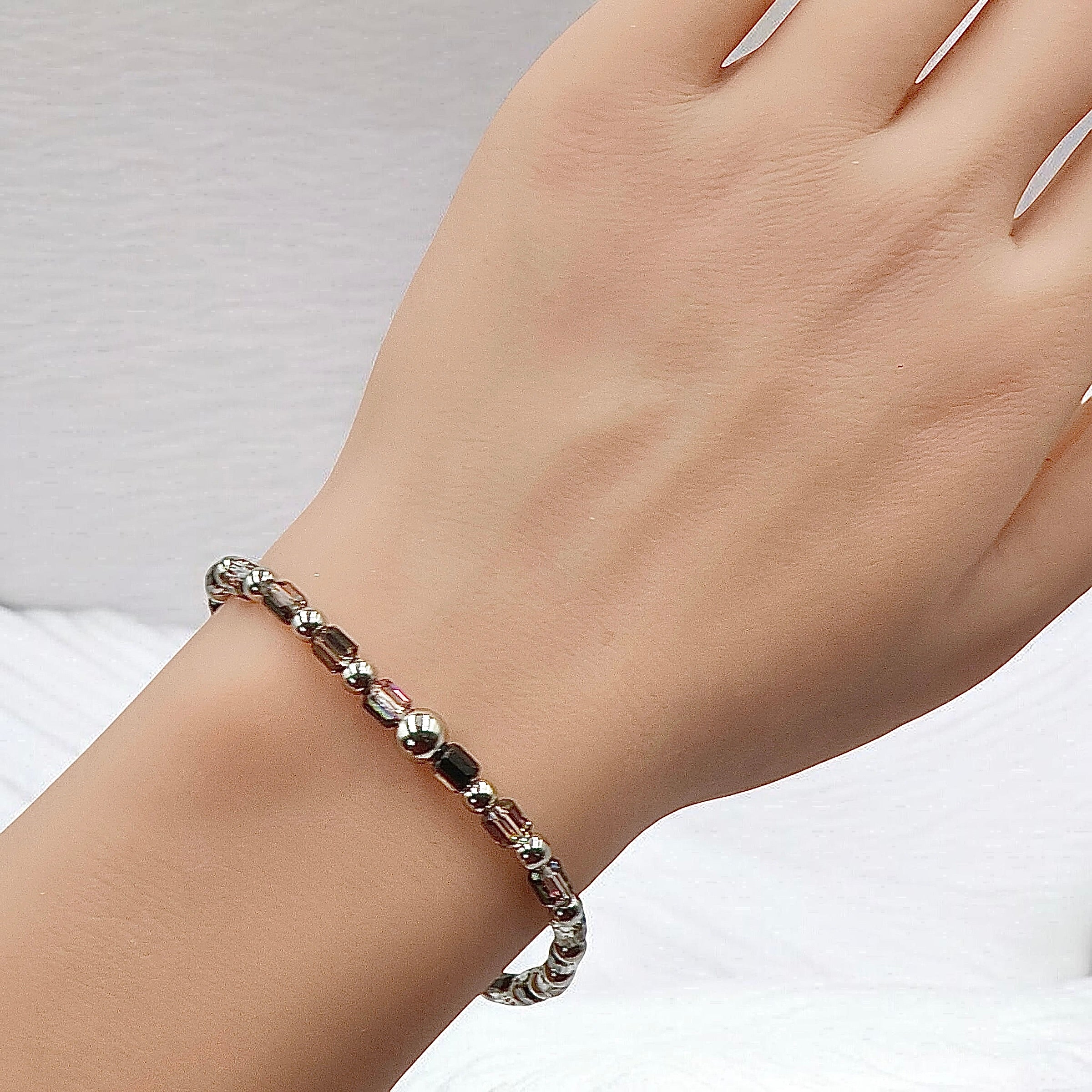 Petite Faceted Pillar | Blackberry