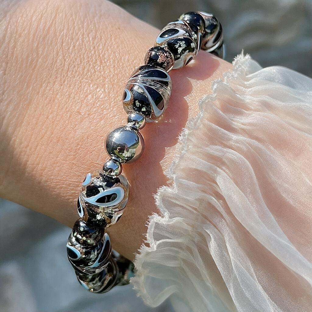 Black | Feather Glow Bracelet